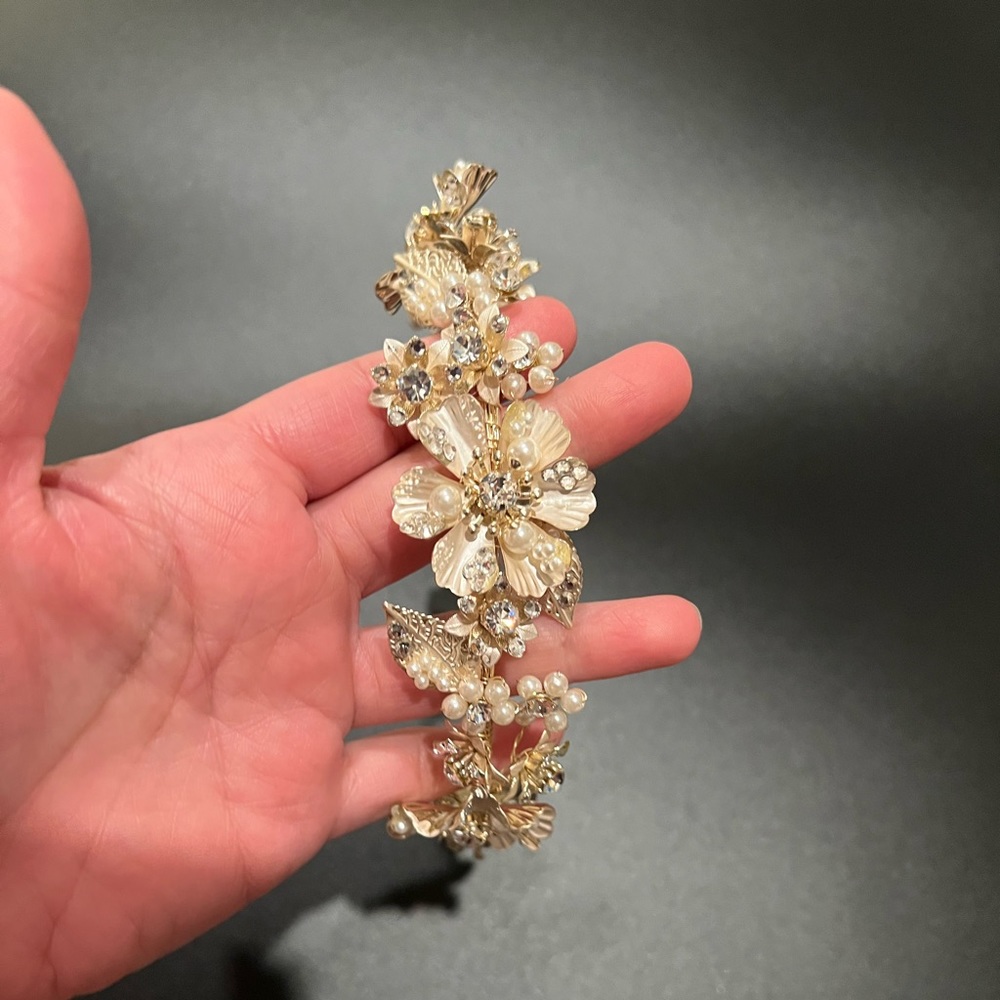 Bridal Headband - LIKE NEW